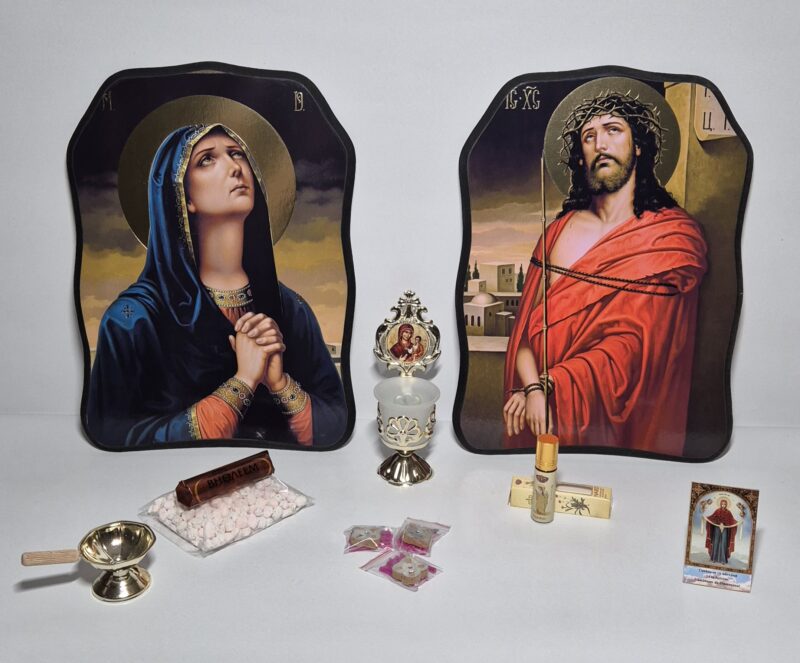 PACHET - MAICA DOMNULUI CU LACRIMI + MANTUITORUL IISUS HRISTOS MIRELE BISERICII – SPINI